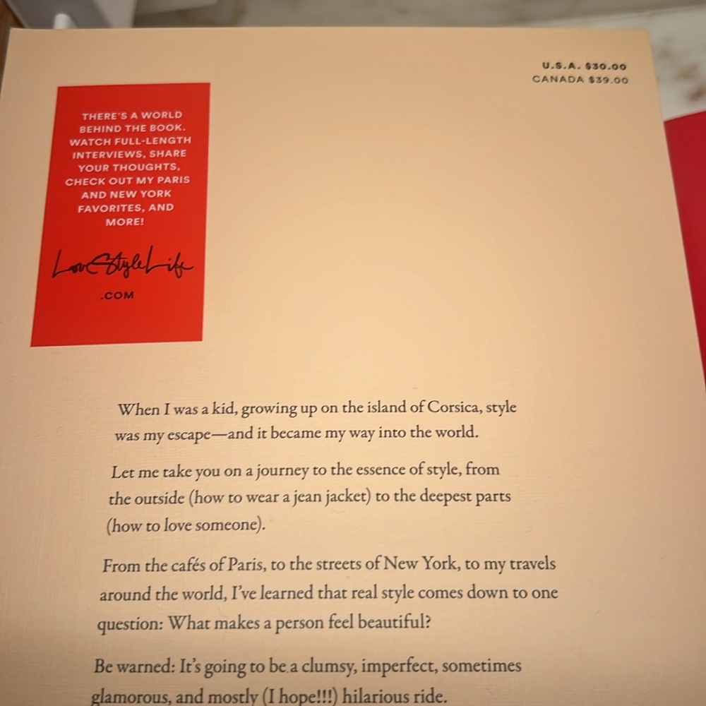 Book: Love x Style x Life - Picture 3 of 6